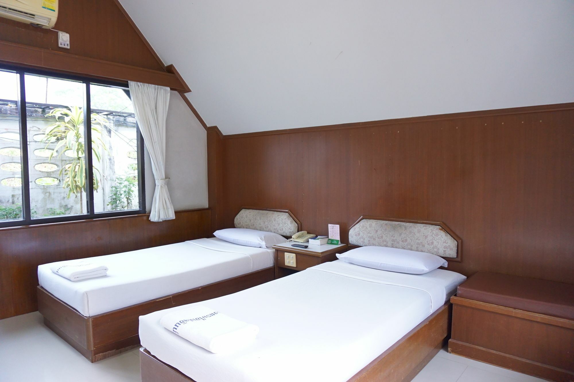 Eiffel Inn Ranong Exterior photo